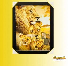 Quadro madeira com prote��o de vidro ( Le�o fam�lia amarelo )