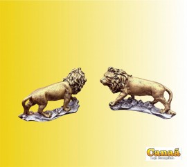 Leo dourado na rocha em resina (pequeno) , cada