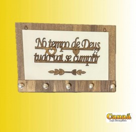 Porta chave 2 D com 5 pinos (No tempo de Deus tudo vai se cumprir), cada