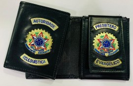 Carteira autoridade eclesistica ,( Presbtero) com braso resinado