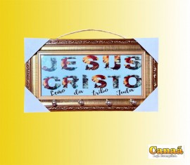 Porta chave moldura dourada de madeira com vidro ( JESUS CRISTO le�o de jud� fundo branco letra le�o aquarela) 