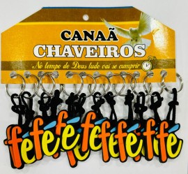 Pacote Chaveiro borracha preto com letras coloridas ( palavra F) com 100 peas
