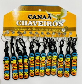 Chaveiro borracha preto com letras coloridas ( palavra Gratido ) c/12