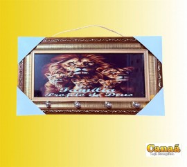 Porta chave moldura dourada de madeira com vidro ( Fam�lia projeto de Deus)