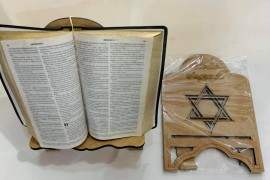 Porta bíblia madeira Estrela  de Davi,cada