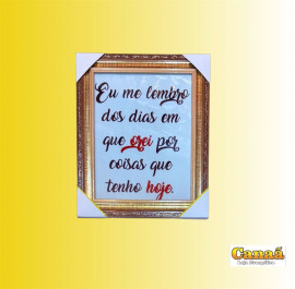 Quadro de vidro com moldura em madeira 26x30 ( Eu me lembro dos dias em que orei�com fundo branco)